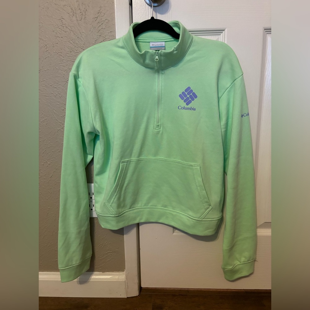 Columbia crop quarter zip - size medium